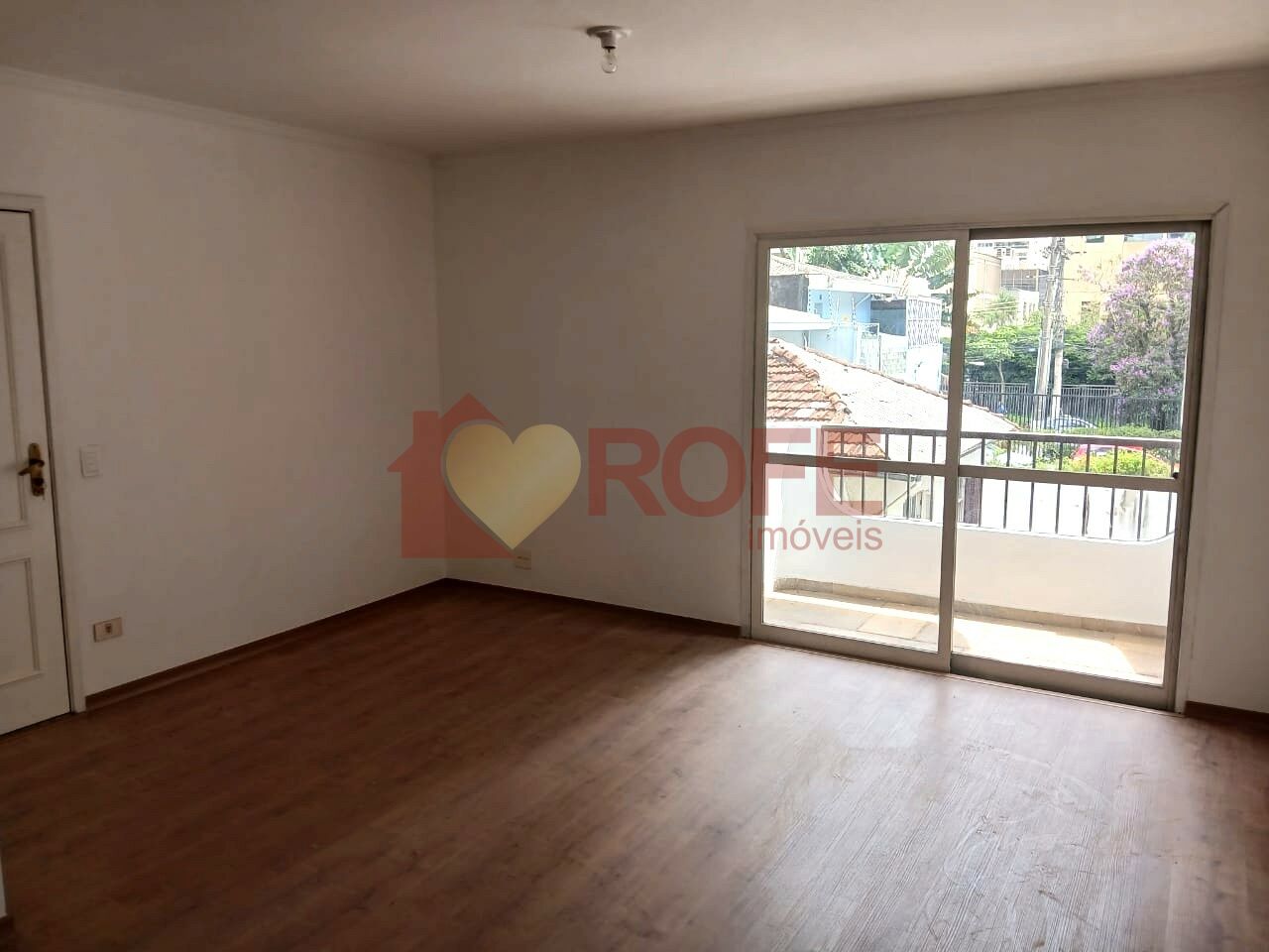 Foto 2 - RF48808