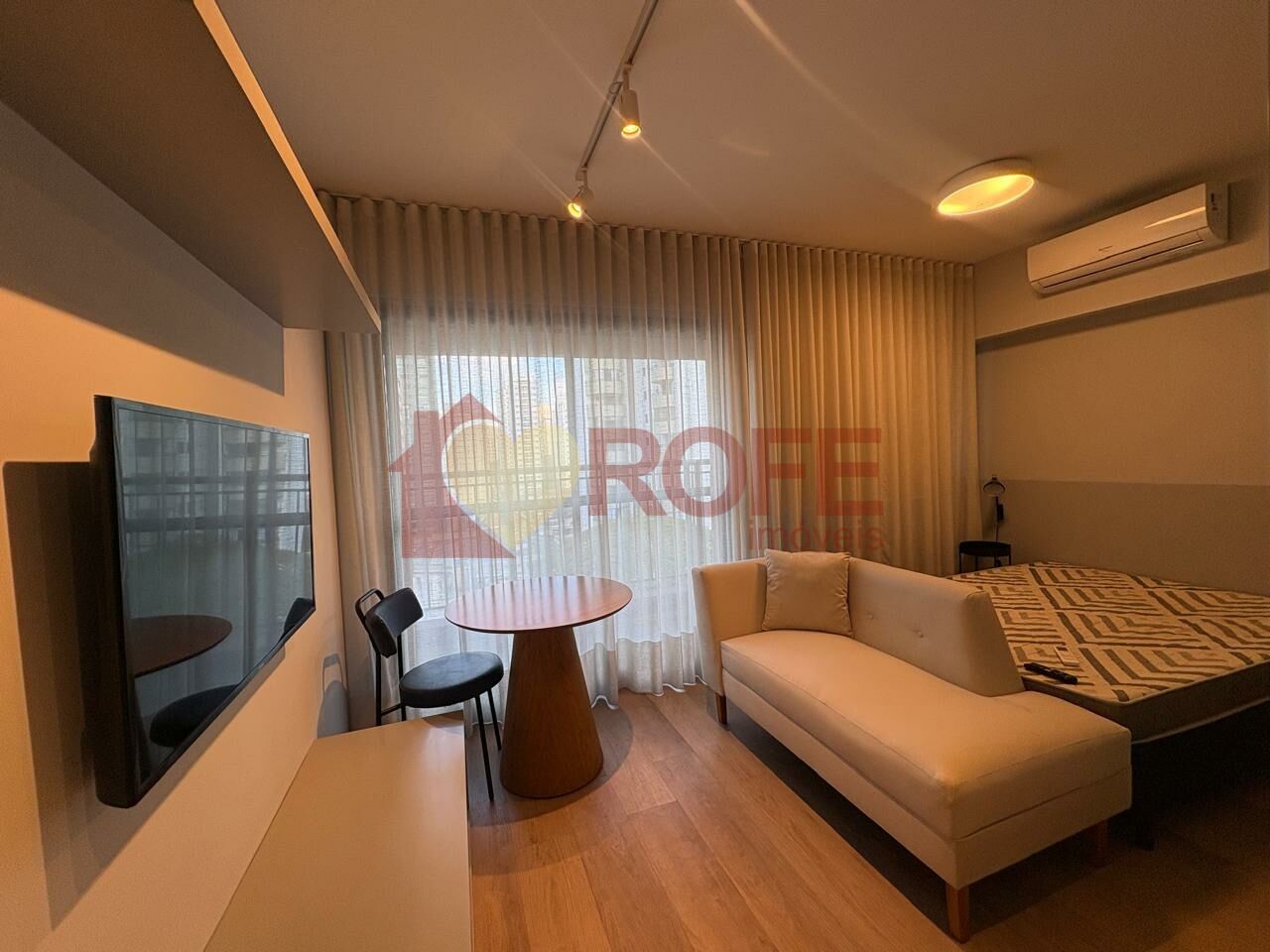 Foto 3 - RF48839