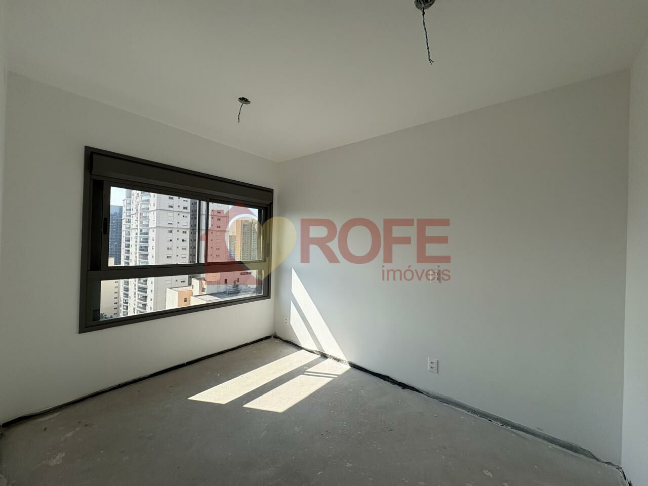 Foto 7 - RF48935