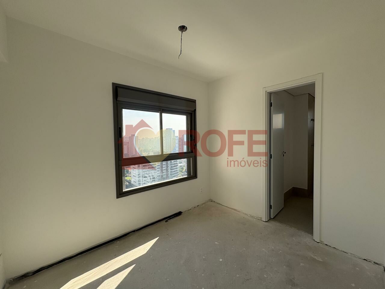 Foto 8 - RF48935
