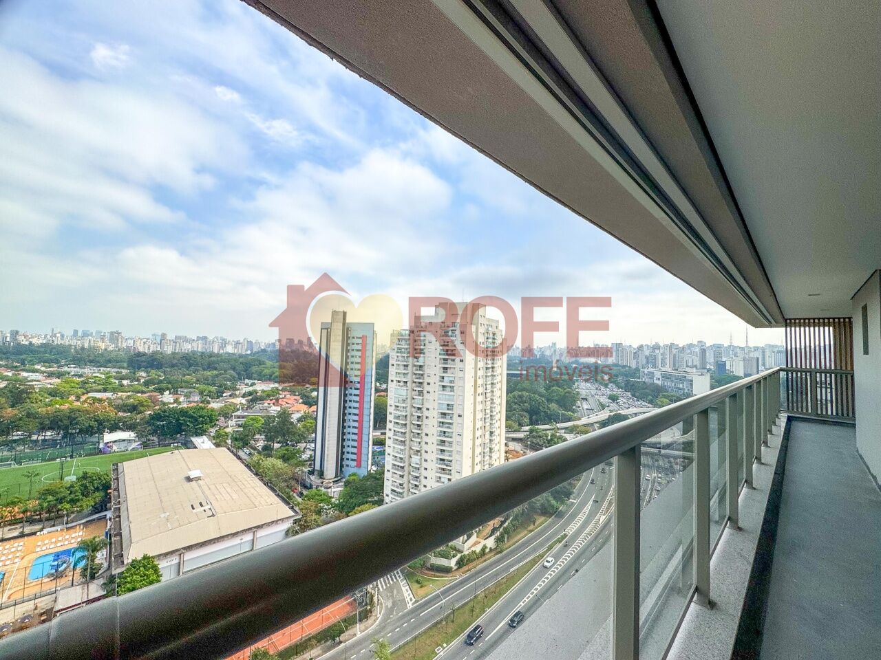 Foto 8 - RF48974