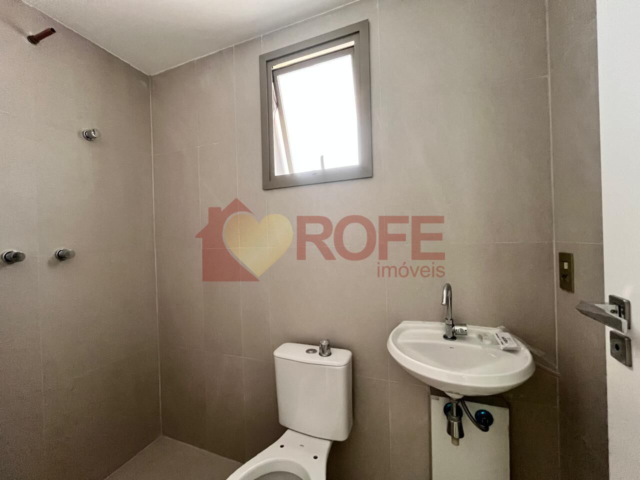 Foto 17 - RF48974