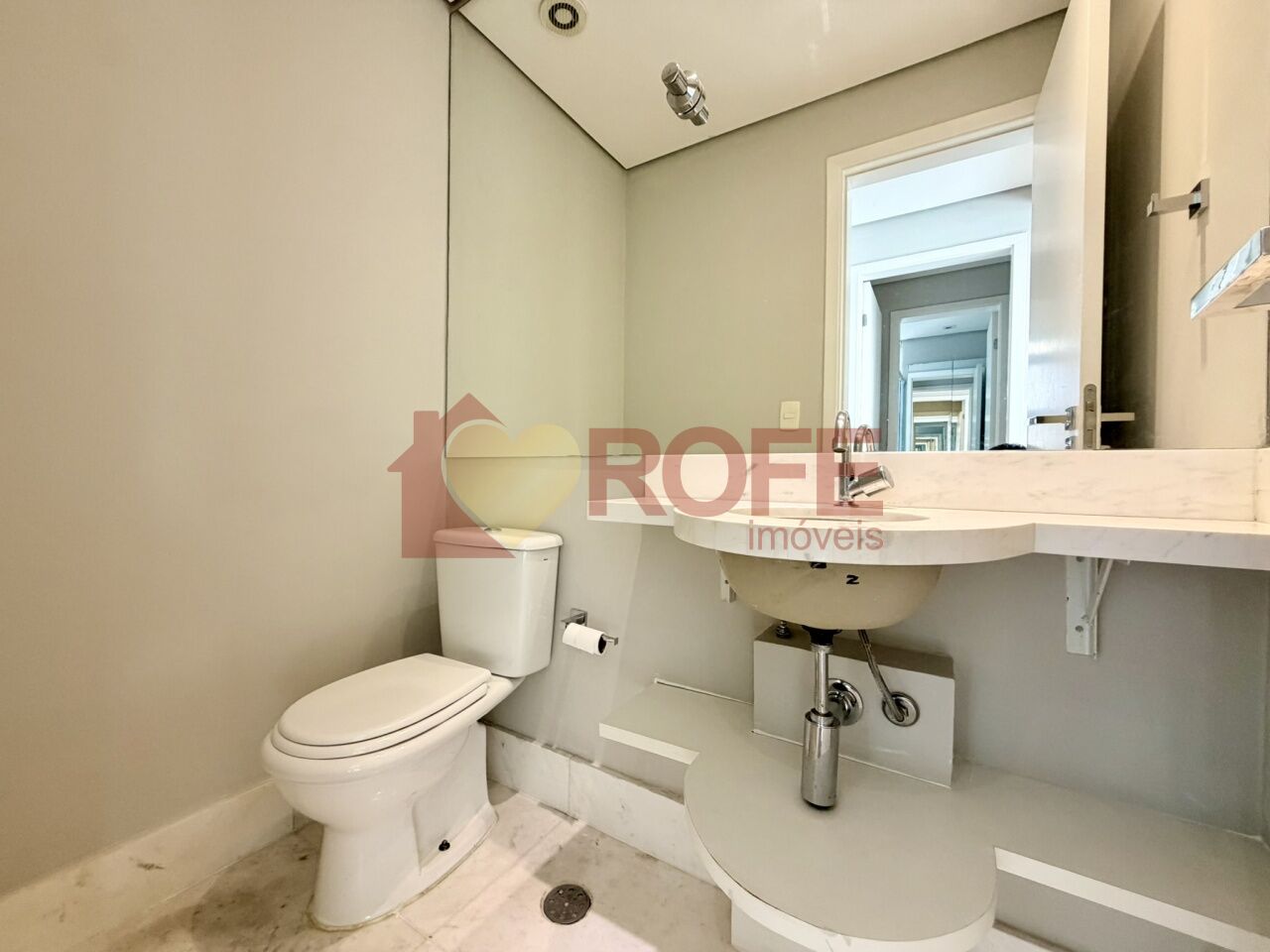 Foto 6 - RF48998