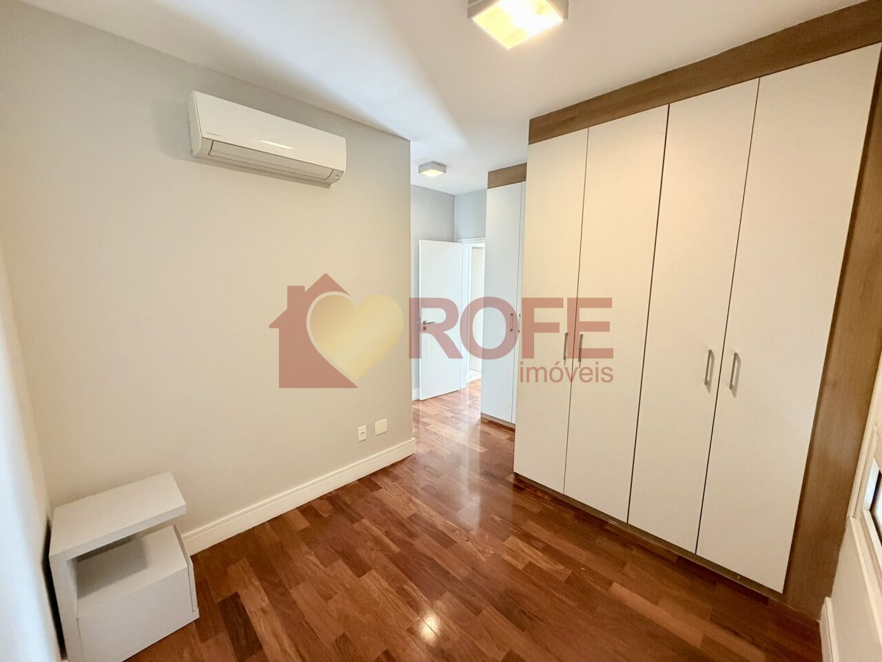 Foto 15 - RF48998