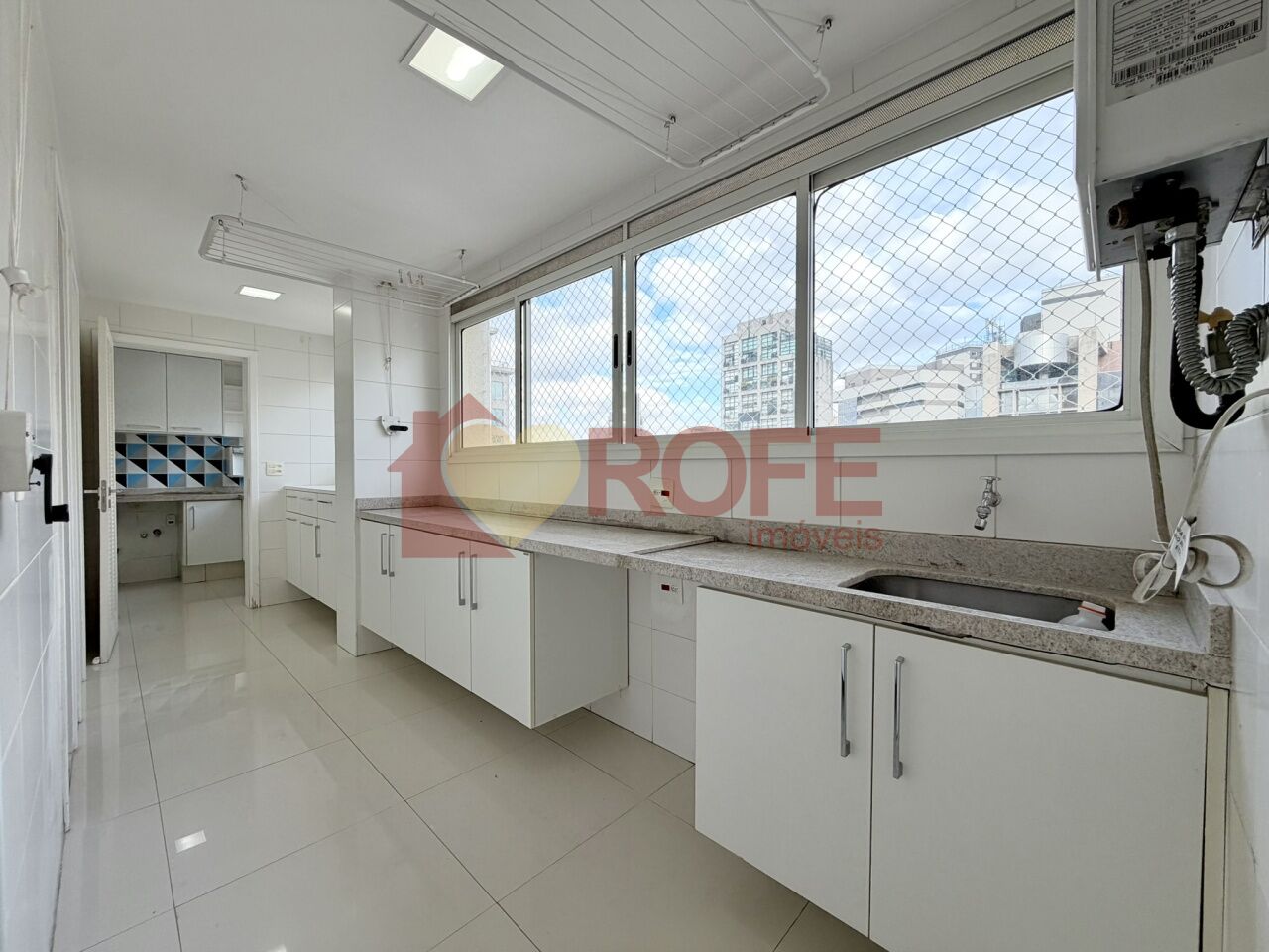 Foto 25 - RF48998