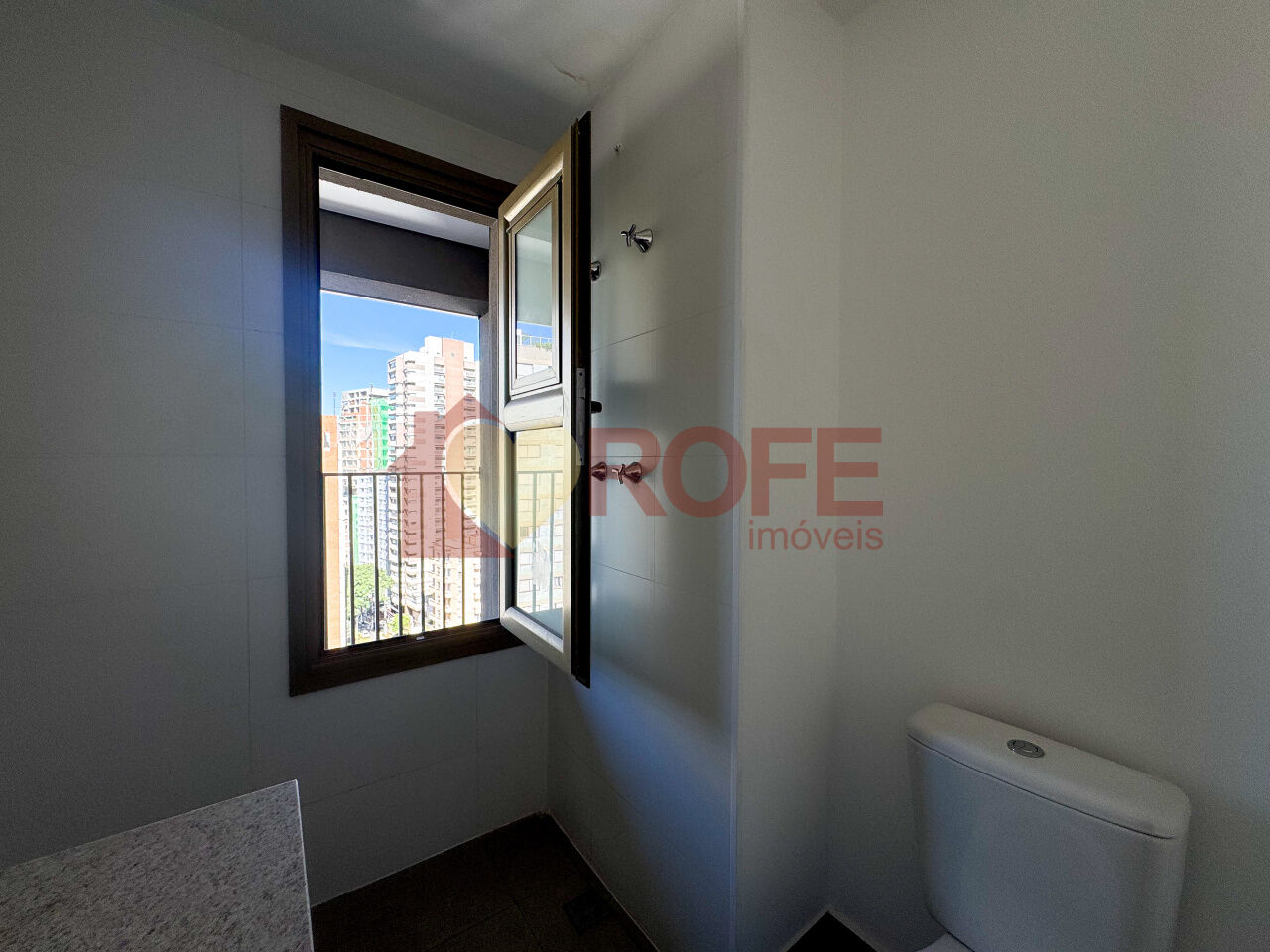 Foto 26 - RF49070