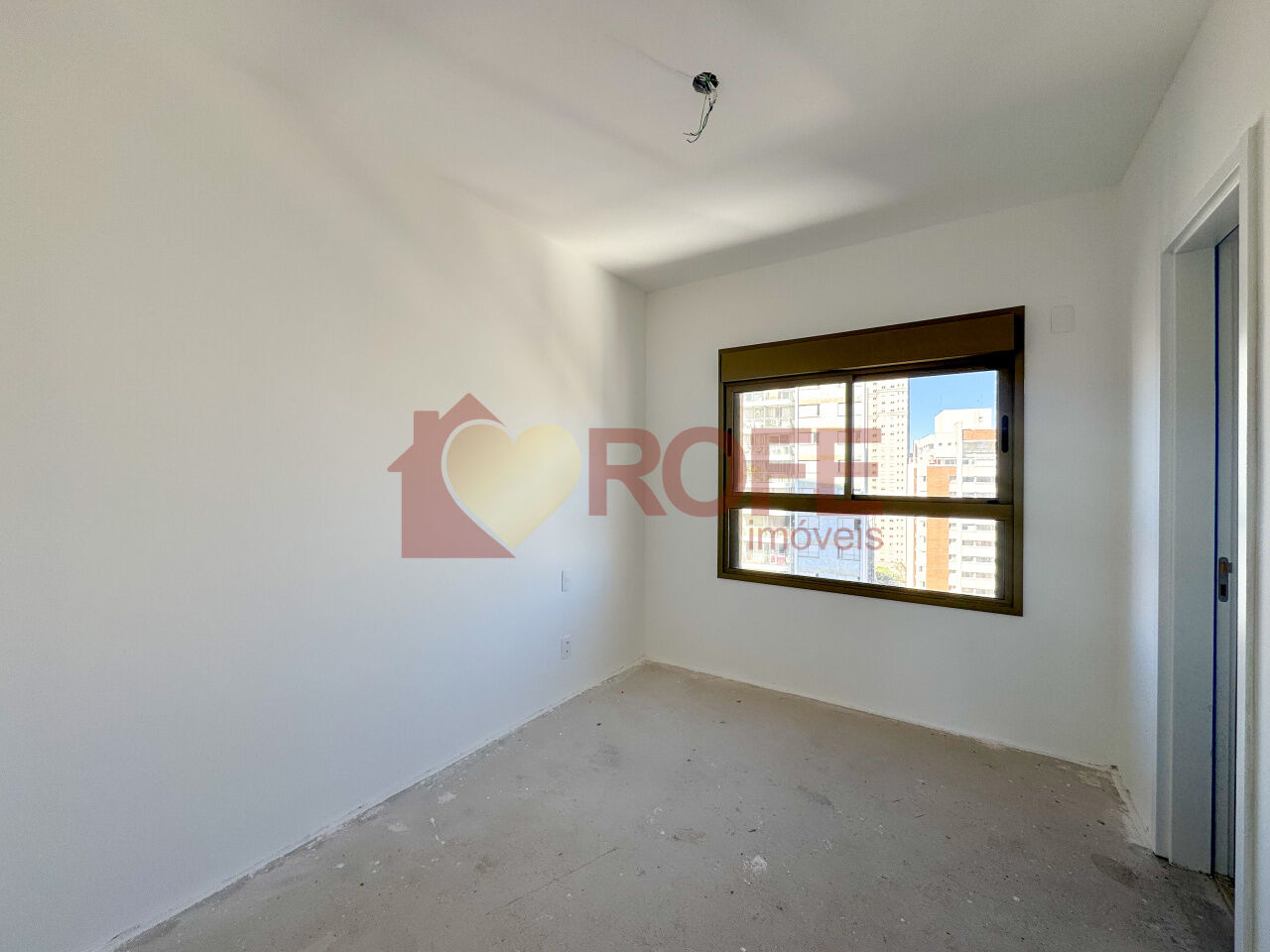 Foto 18 - RF49070