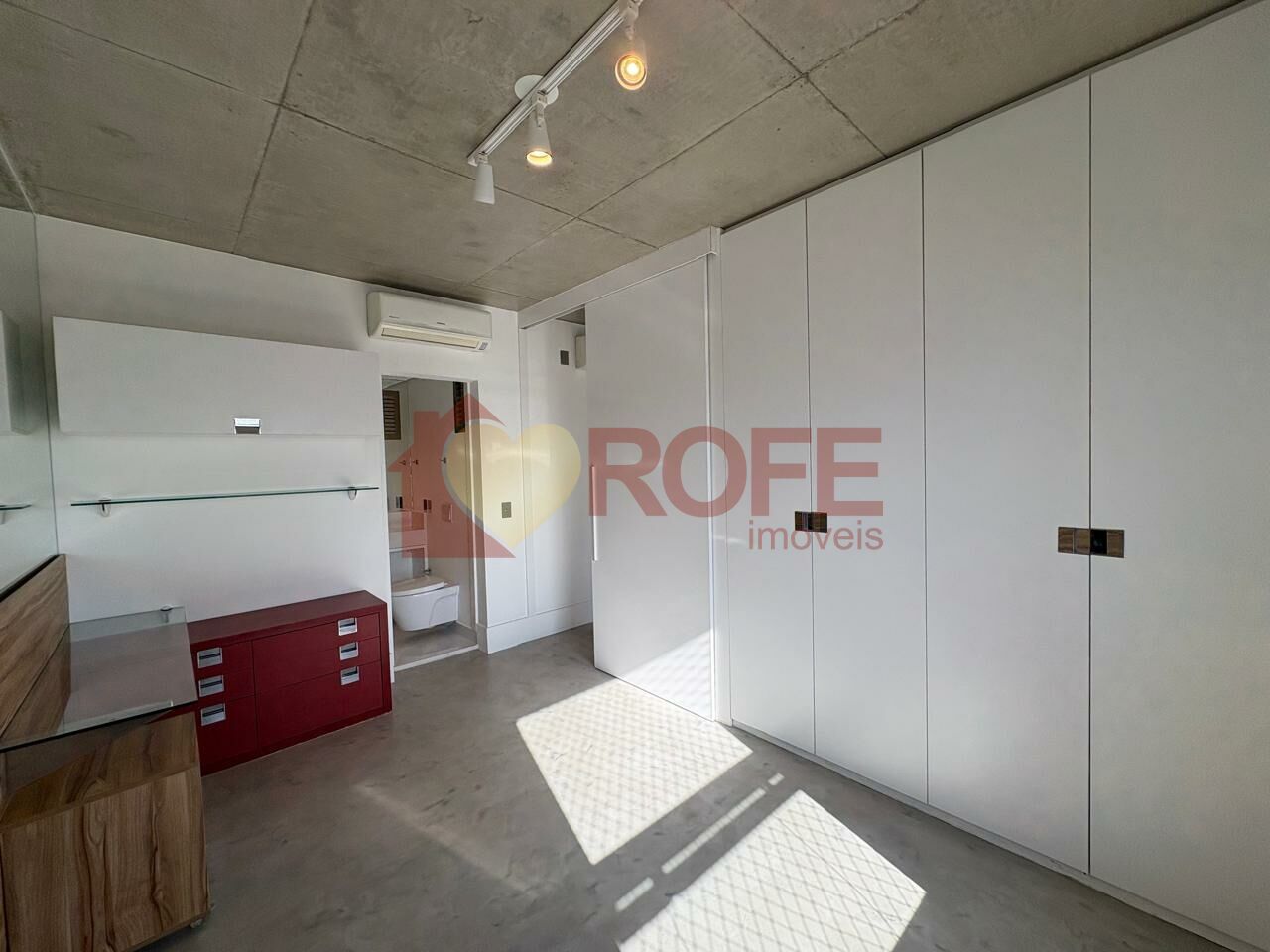 Foto 17 - RF49077
