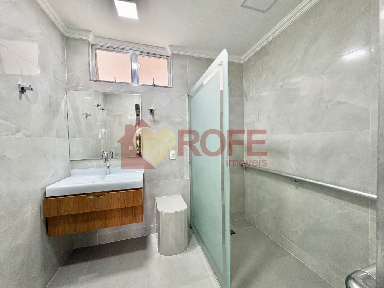 Foto 27 - RF49120