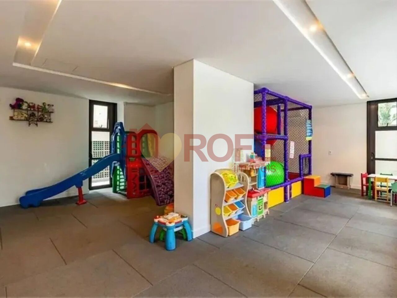 Foto 41 - RF49142