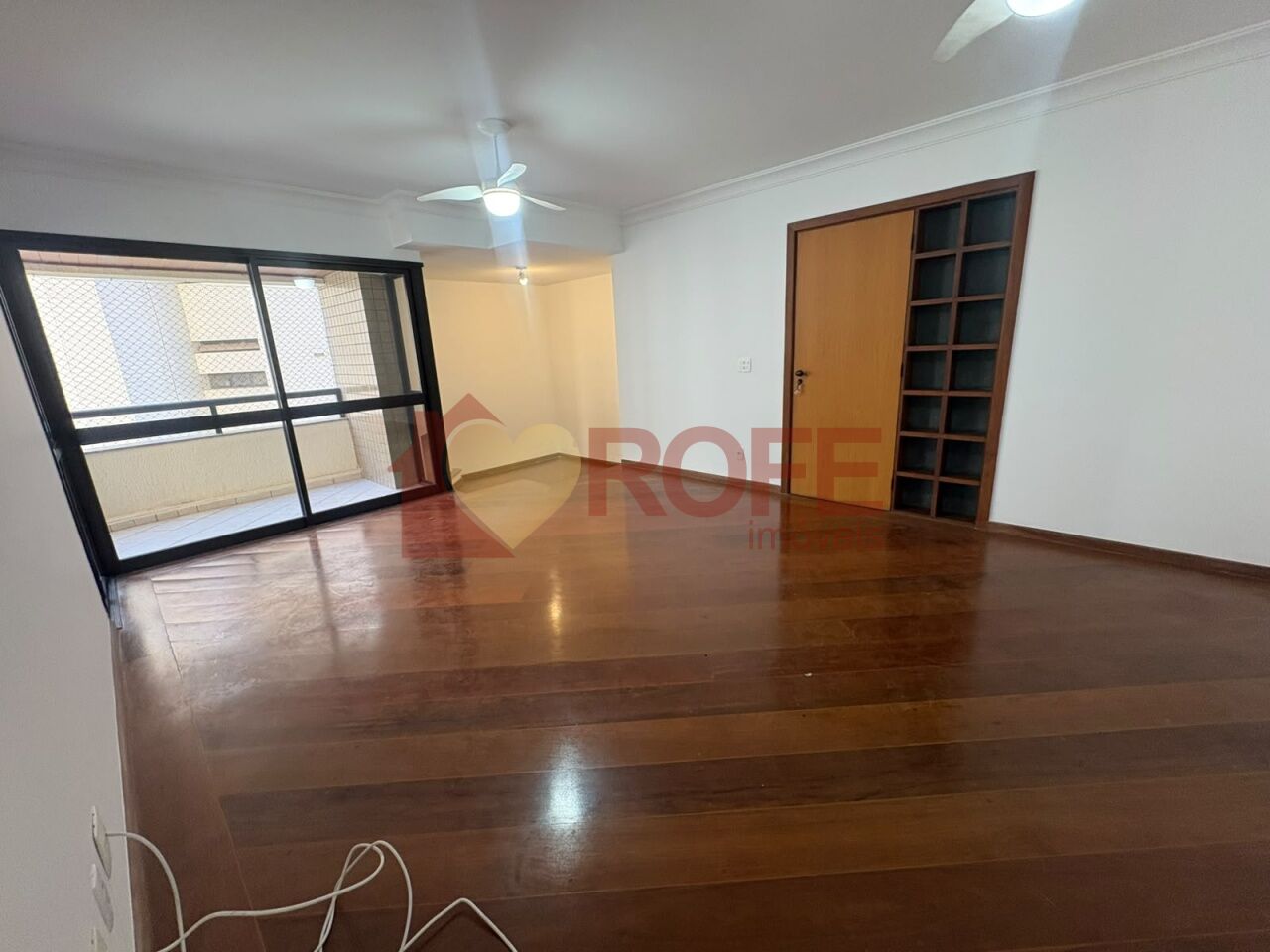 Foto 2 - RF49143