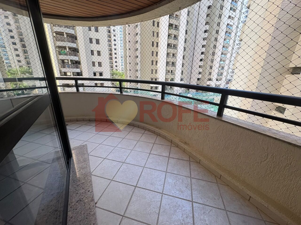 Foto 5 - RF49143