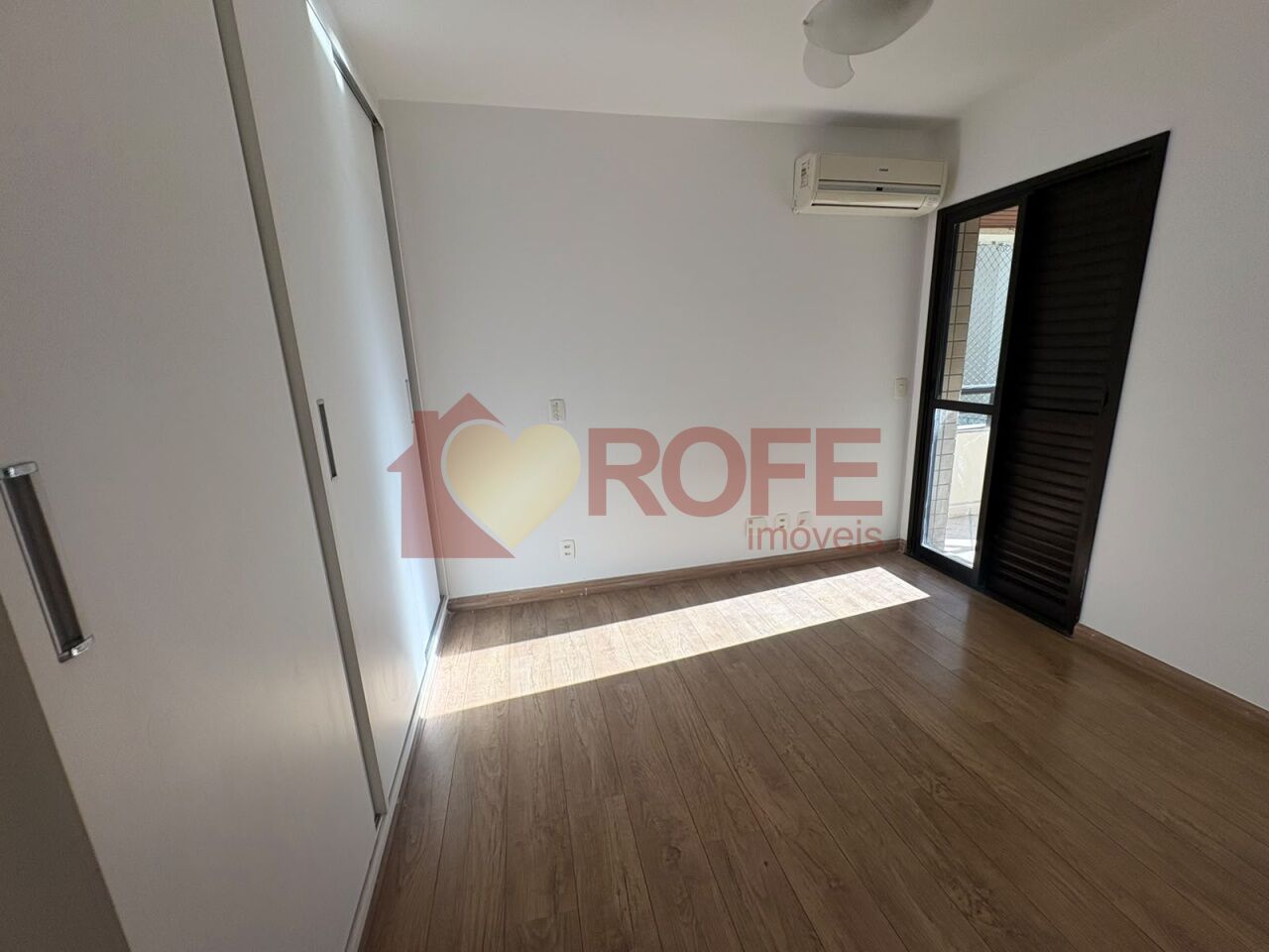 Foto 18 - RF49143