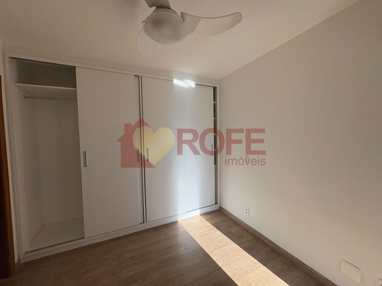 Foto 23 - RF49143