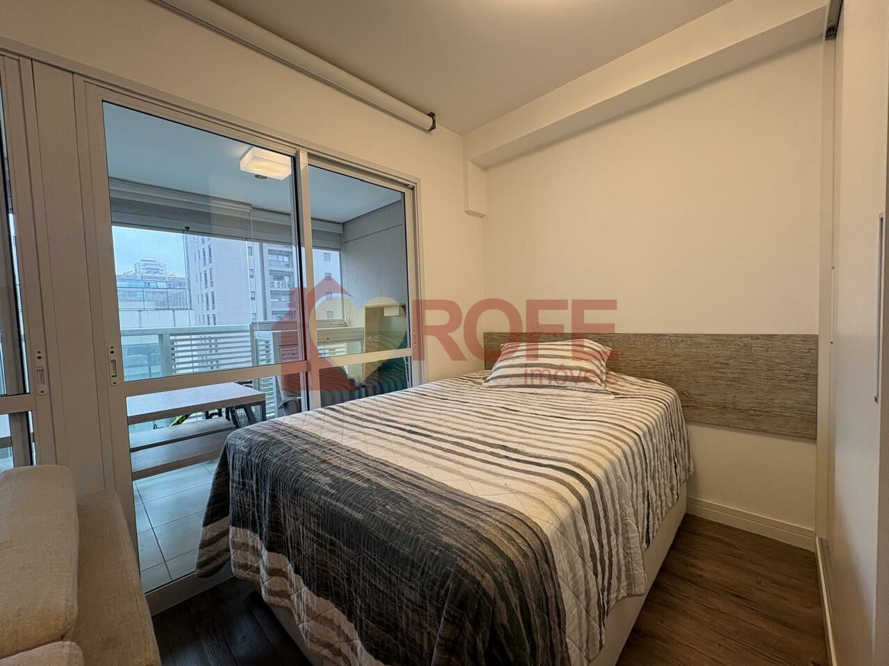 Foto 14 - RF49152