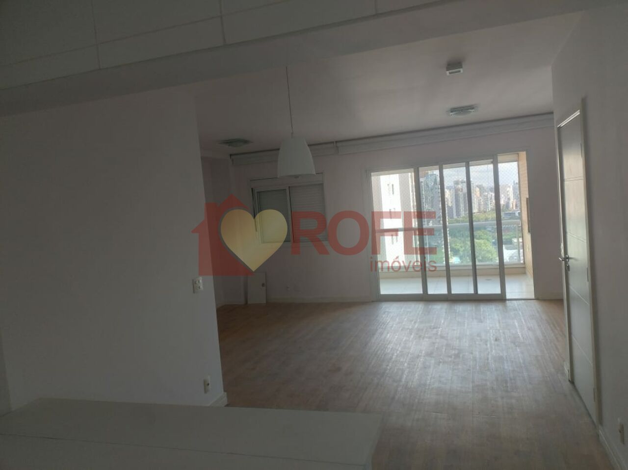 Foto 4 - RF49164