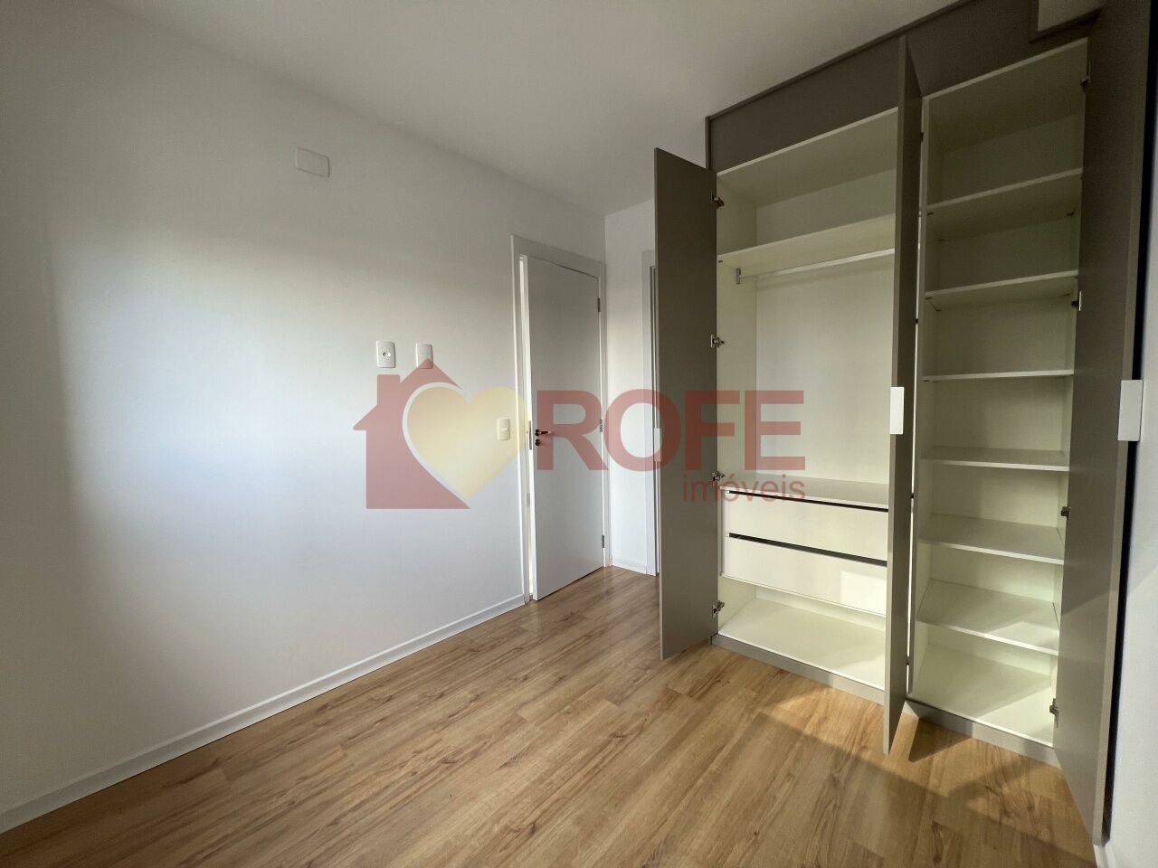 Foto 21 - RF49174