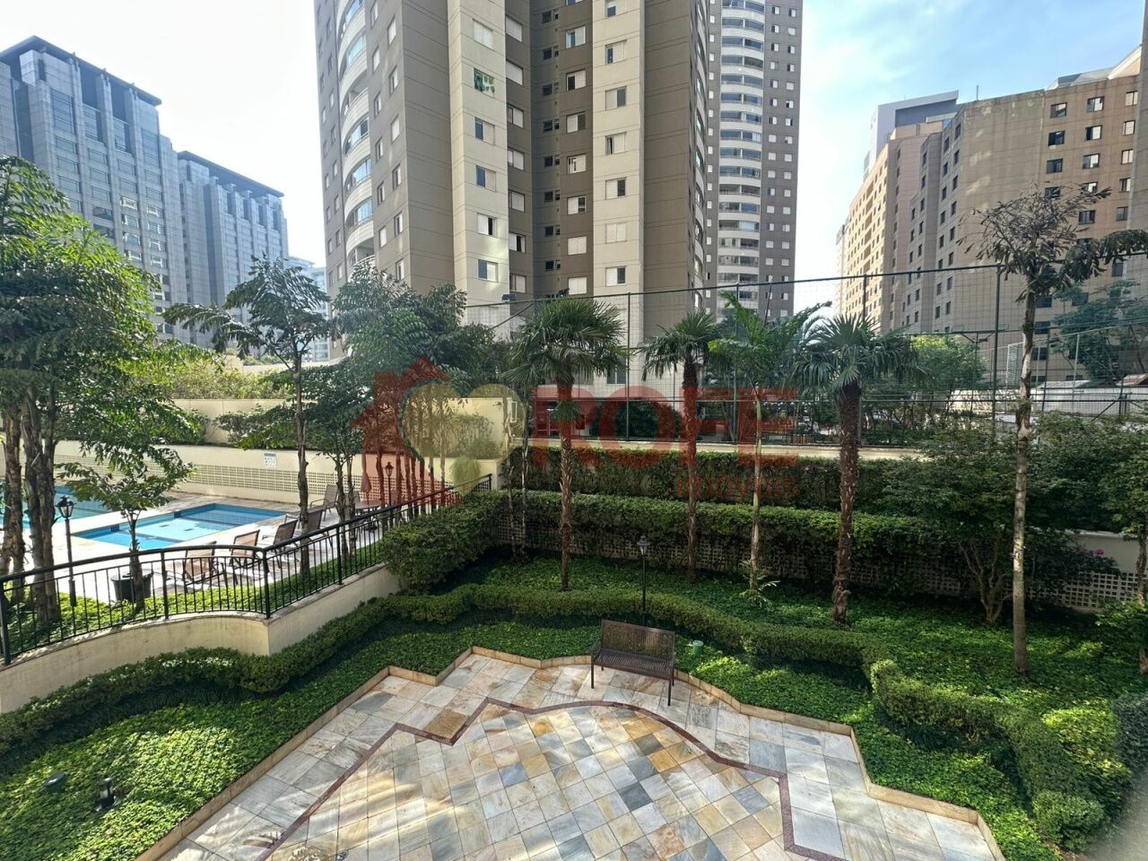 Foto 22 - RF49218