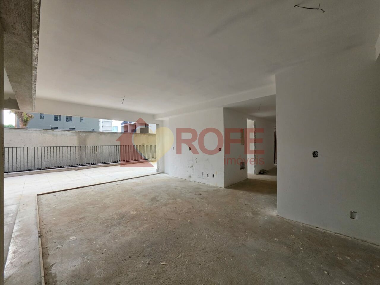 Foto 3 - RF49233