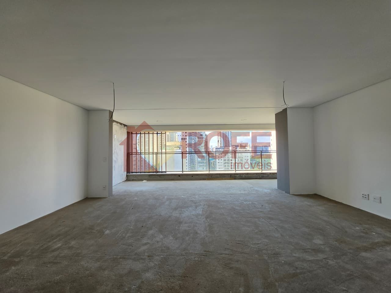 Foto 4 - RF49276