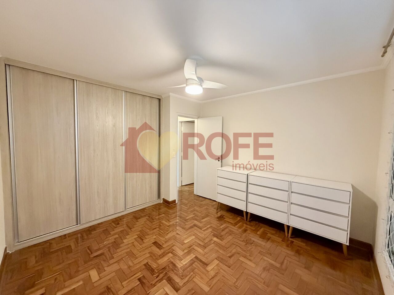 Foto 10 - RF49289