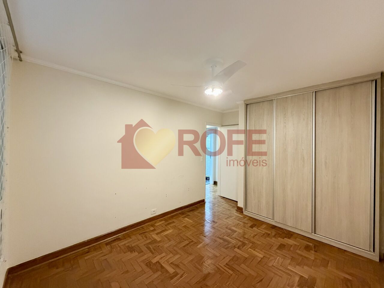 Foto 12 - RF49289