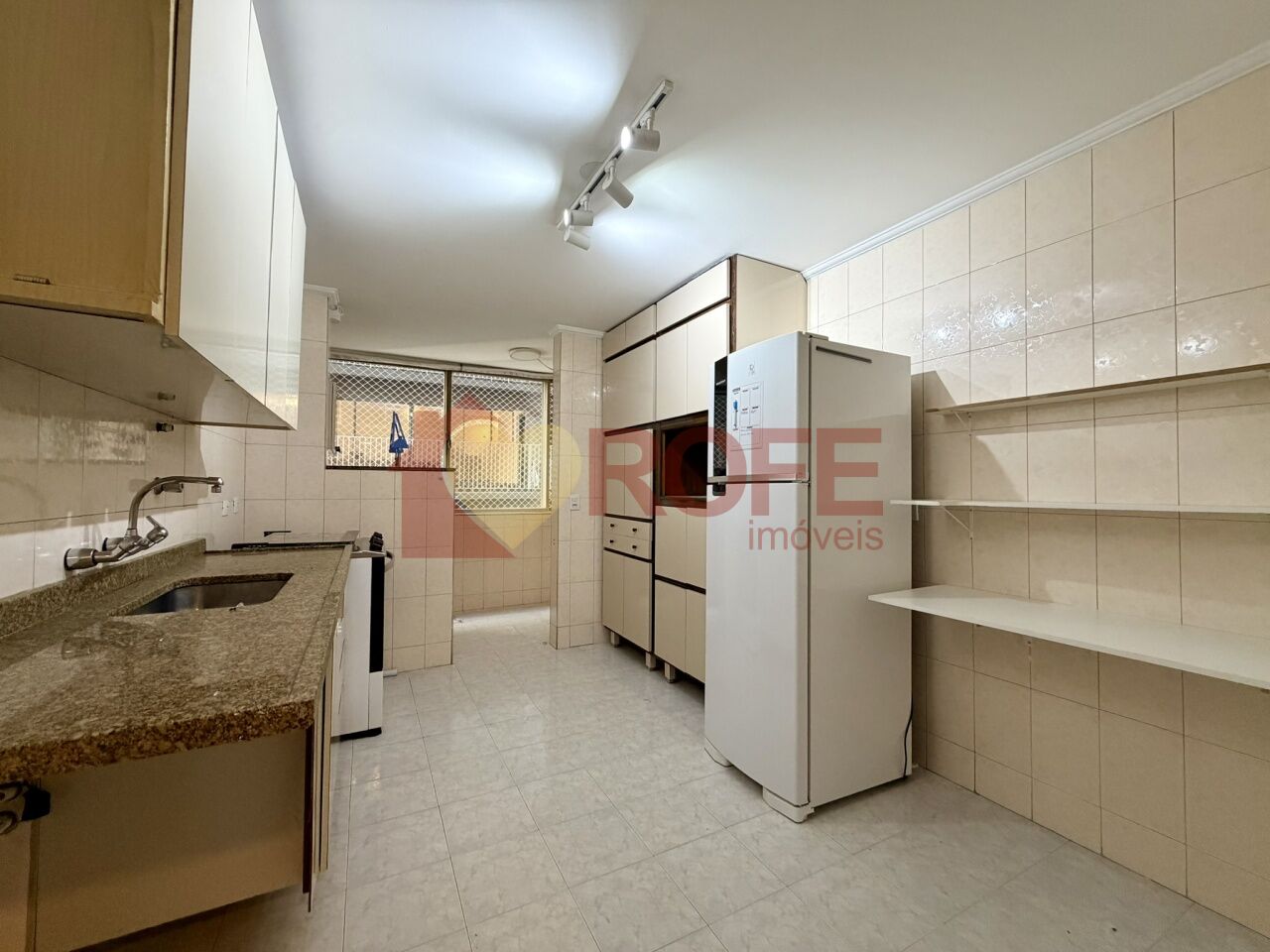 Foto 15 - RF49289