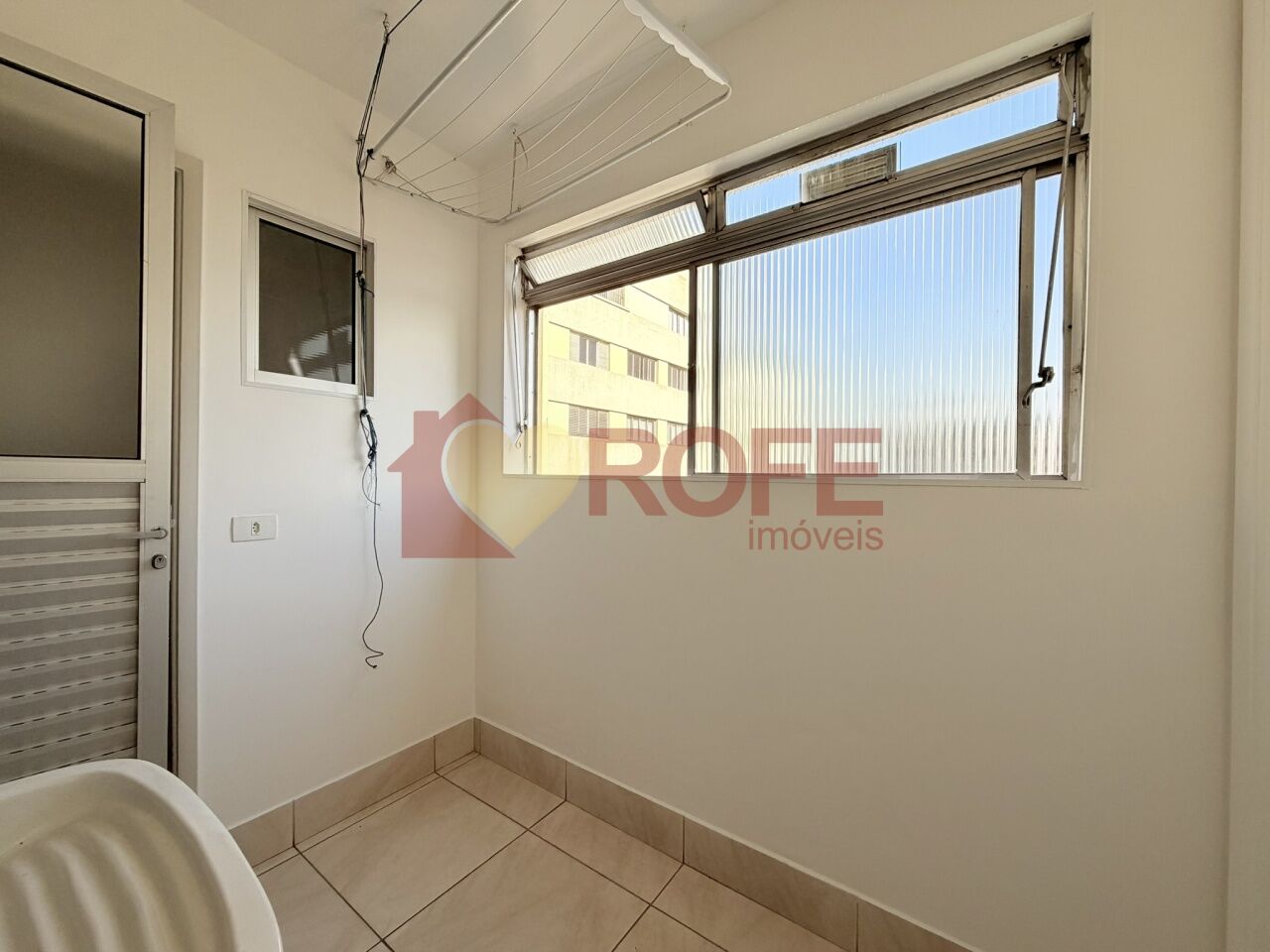 Foto 14 - RF49324