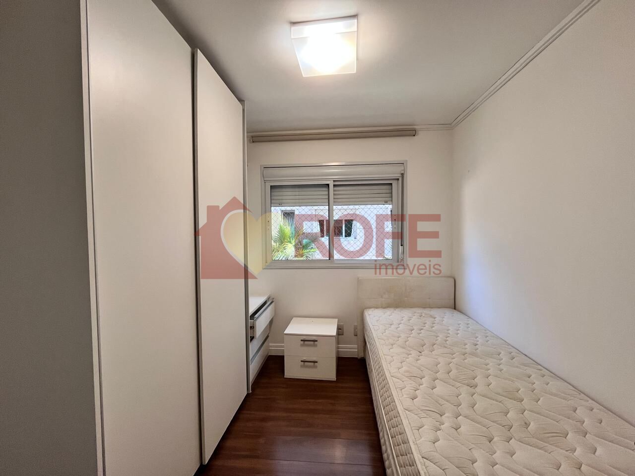 Foto 25 - RF49326