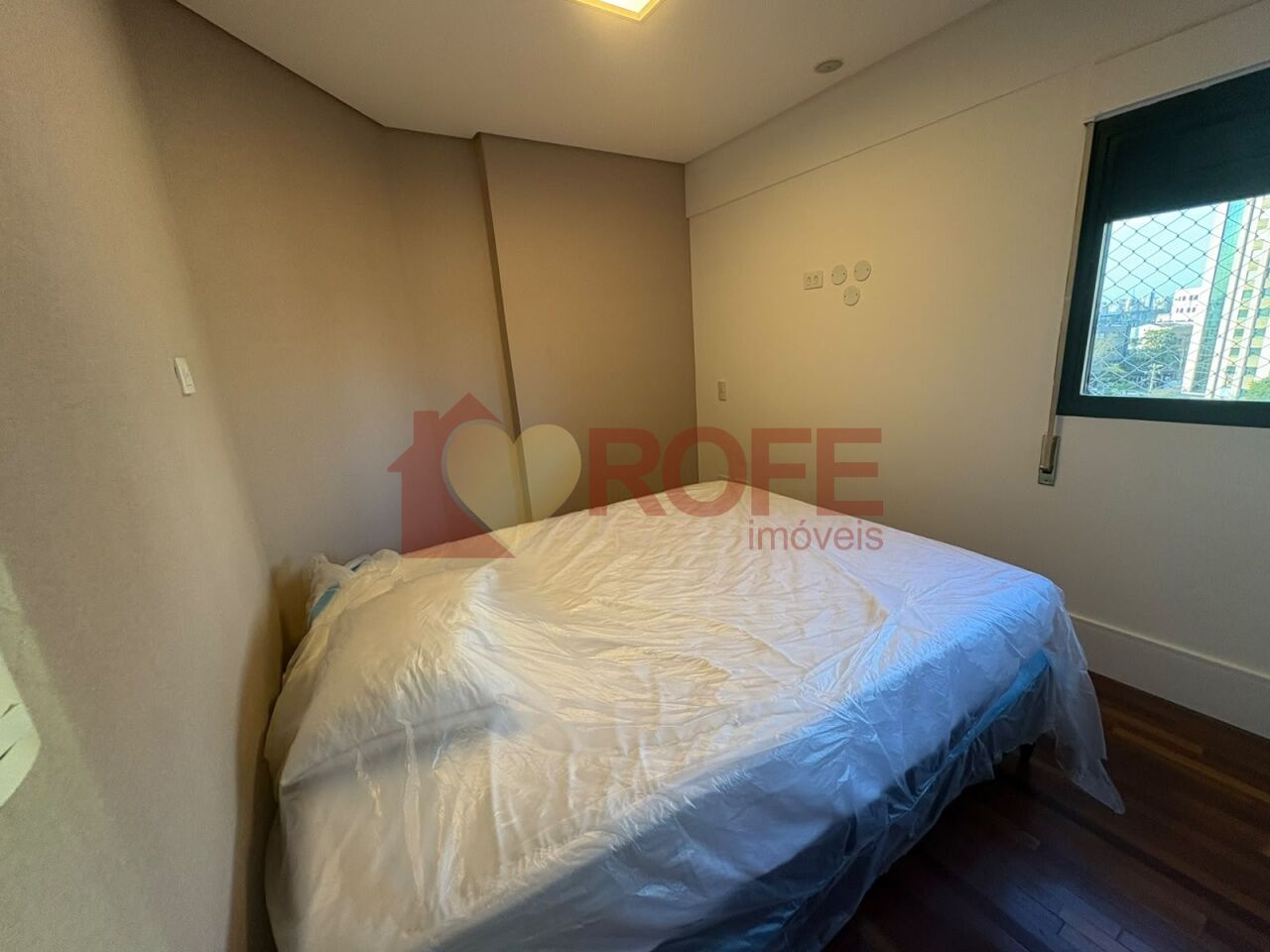 Foto 18 - RF49329