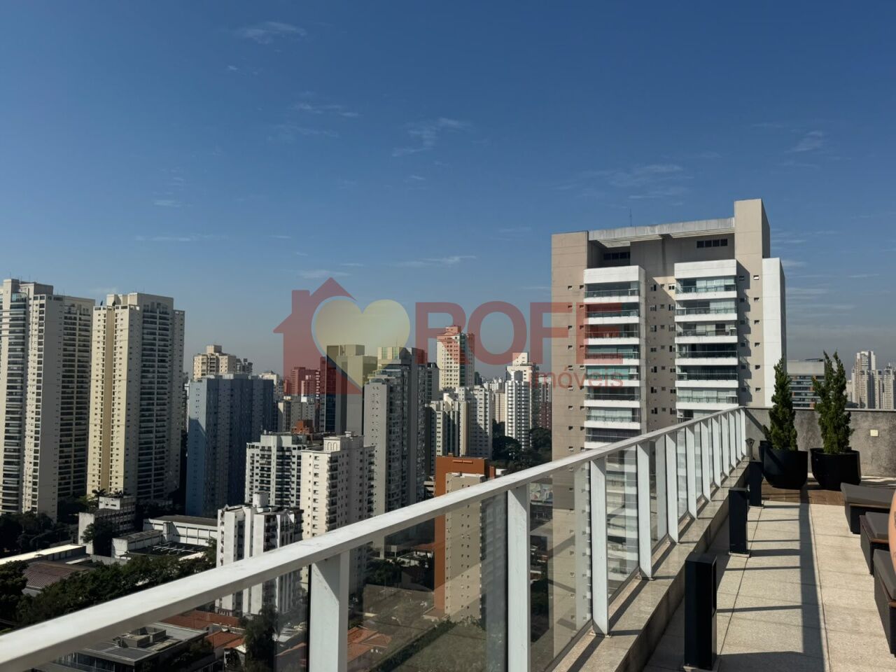 Foto 19 - RF49355