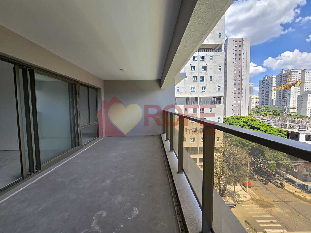 Foto 7 - RF49356