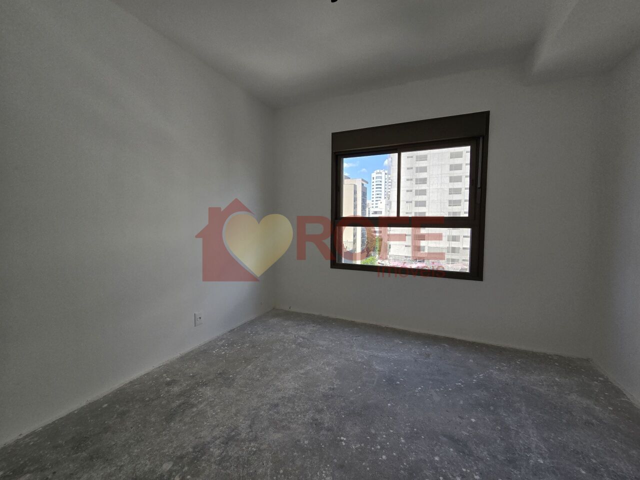 Foto 14 - RF49356