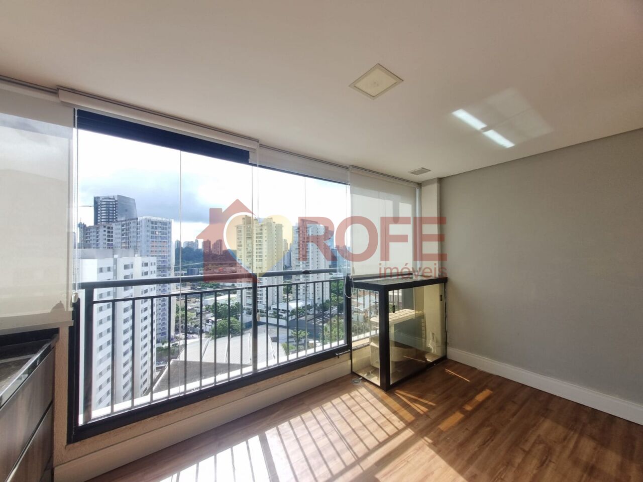 Foto 4 - RF49381