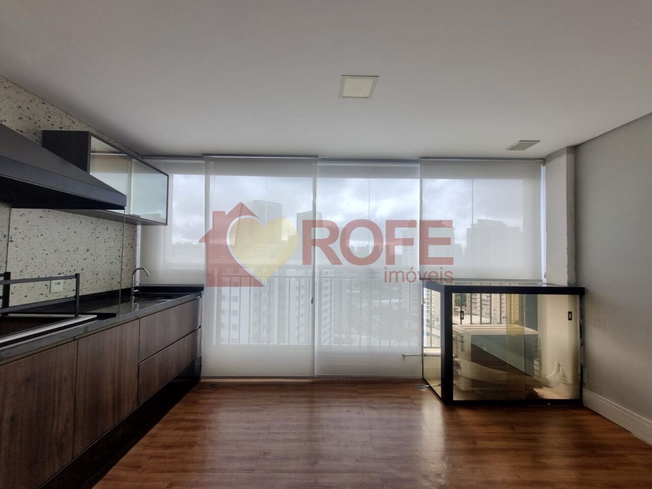 Foto 3 - RF49381