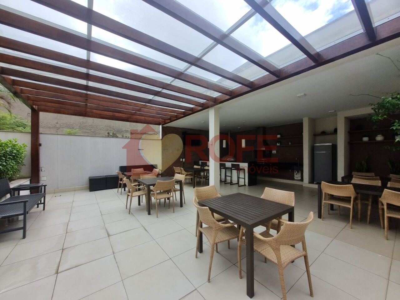 Foto 22 - RF49381