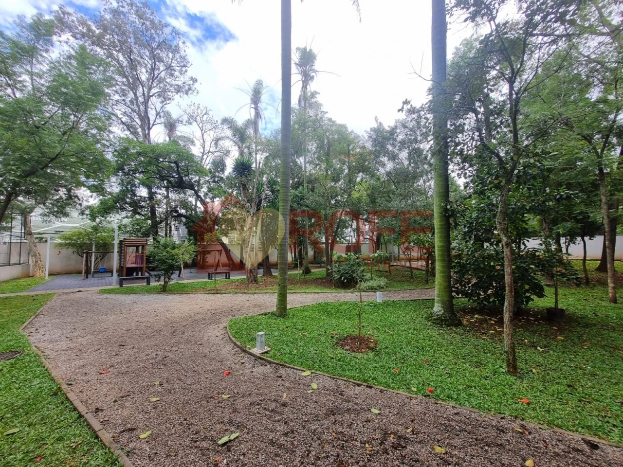 Foto 26 - RF49381