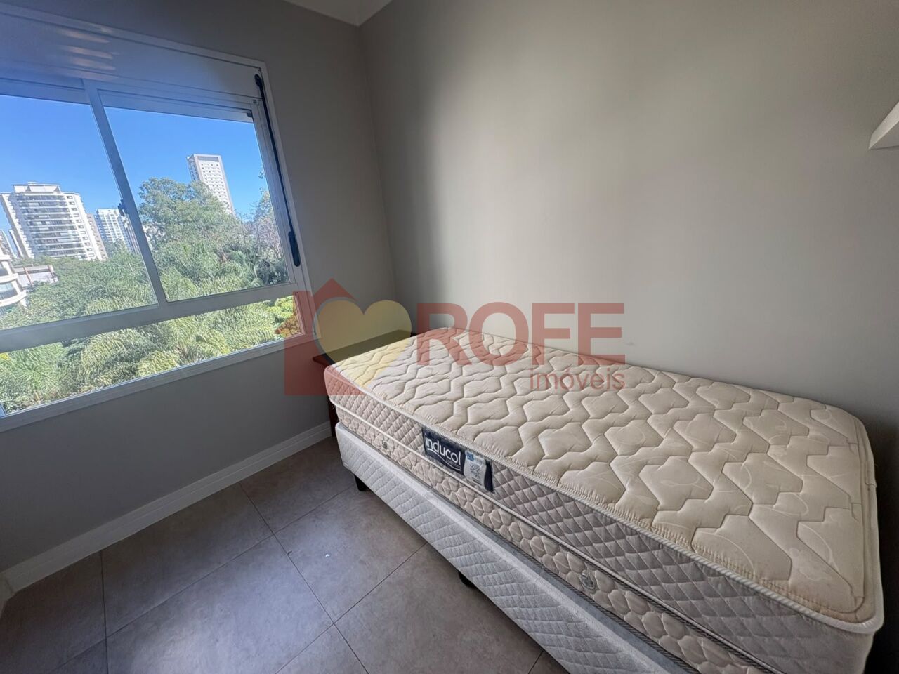 Foto 14 - RF49401