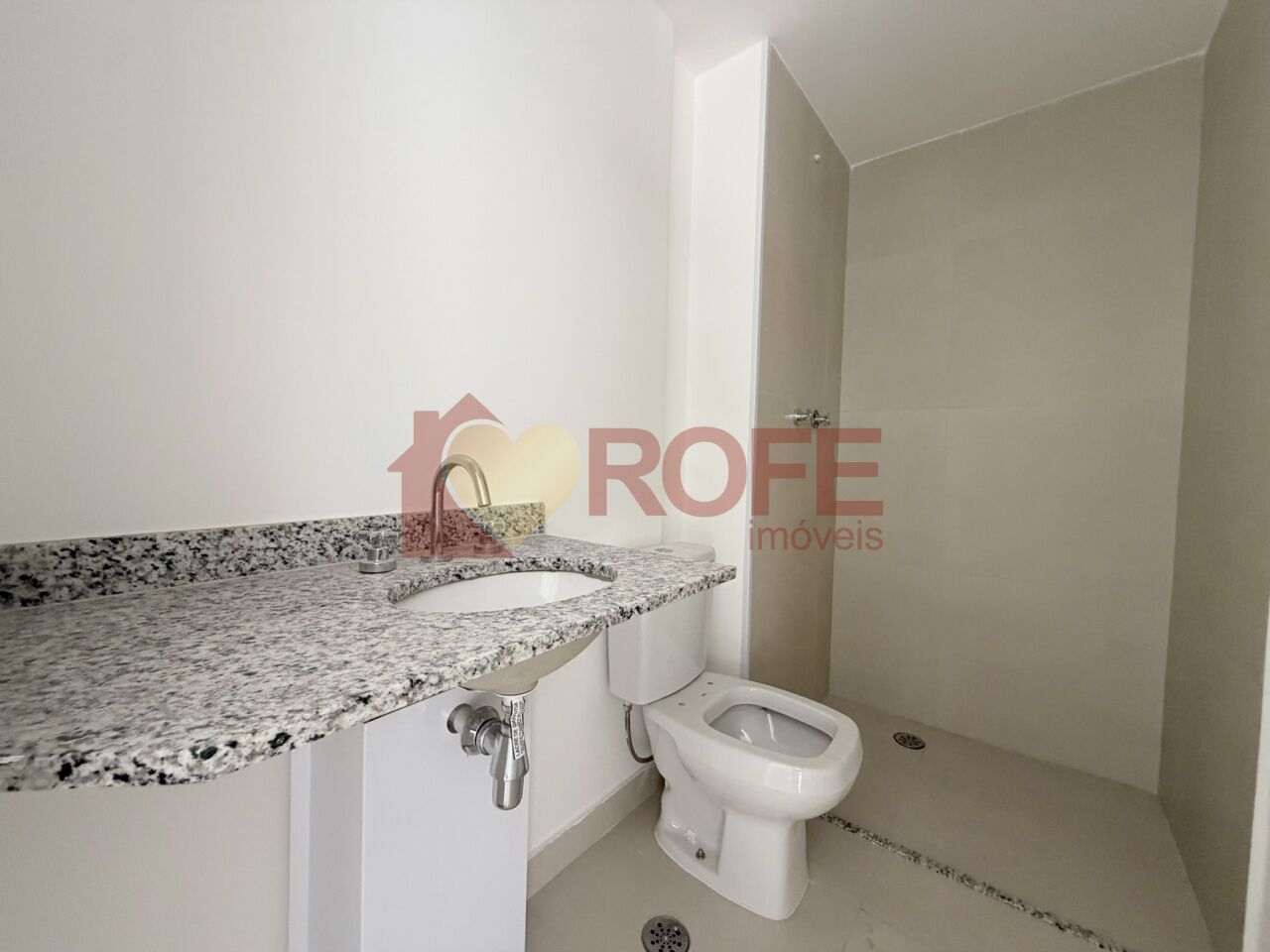 Foto 11 - RF49408