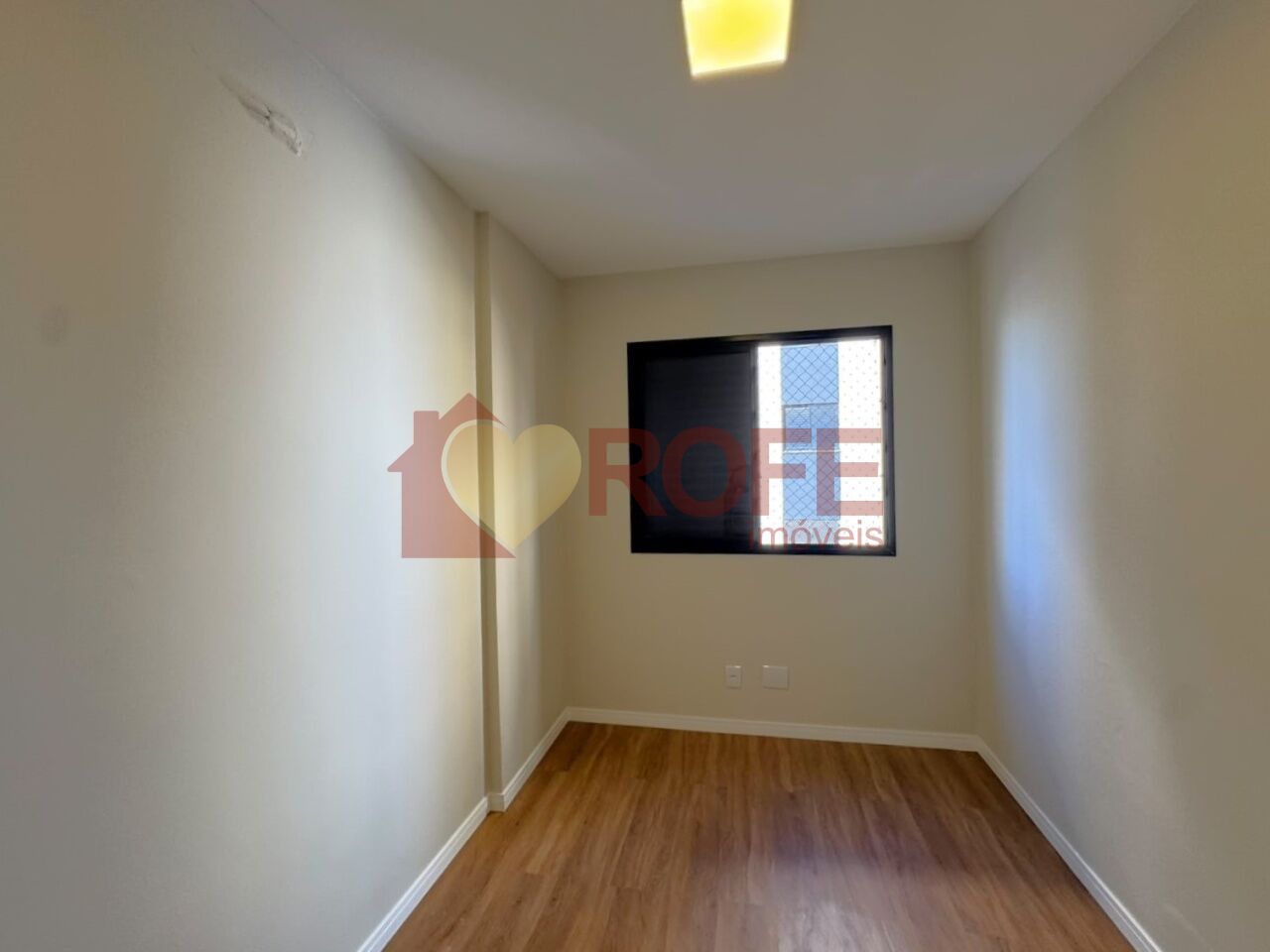 Foto 6 - RF49409