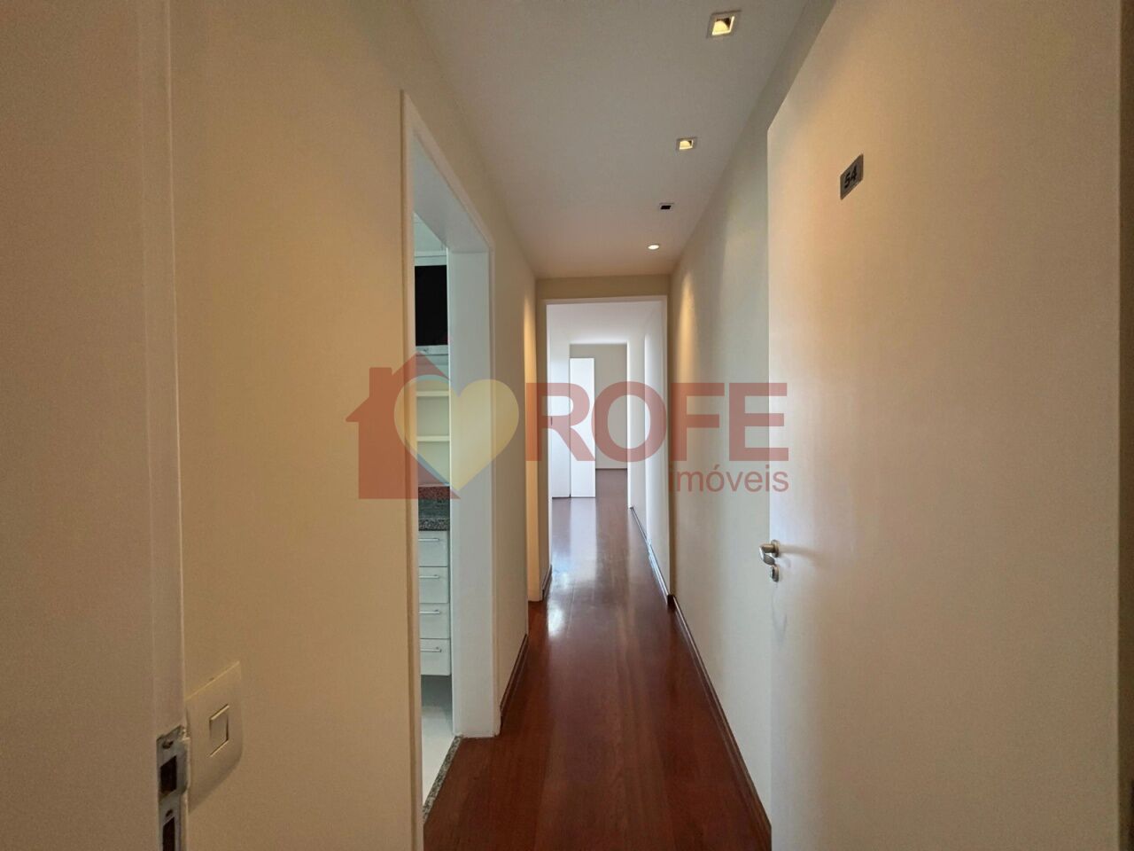 Foto 9 - RF49435