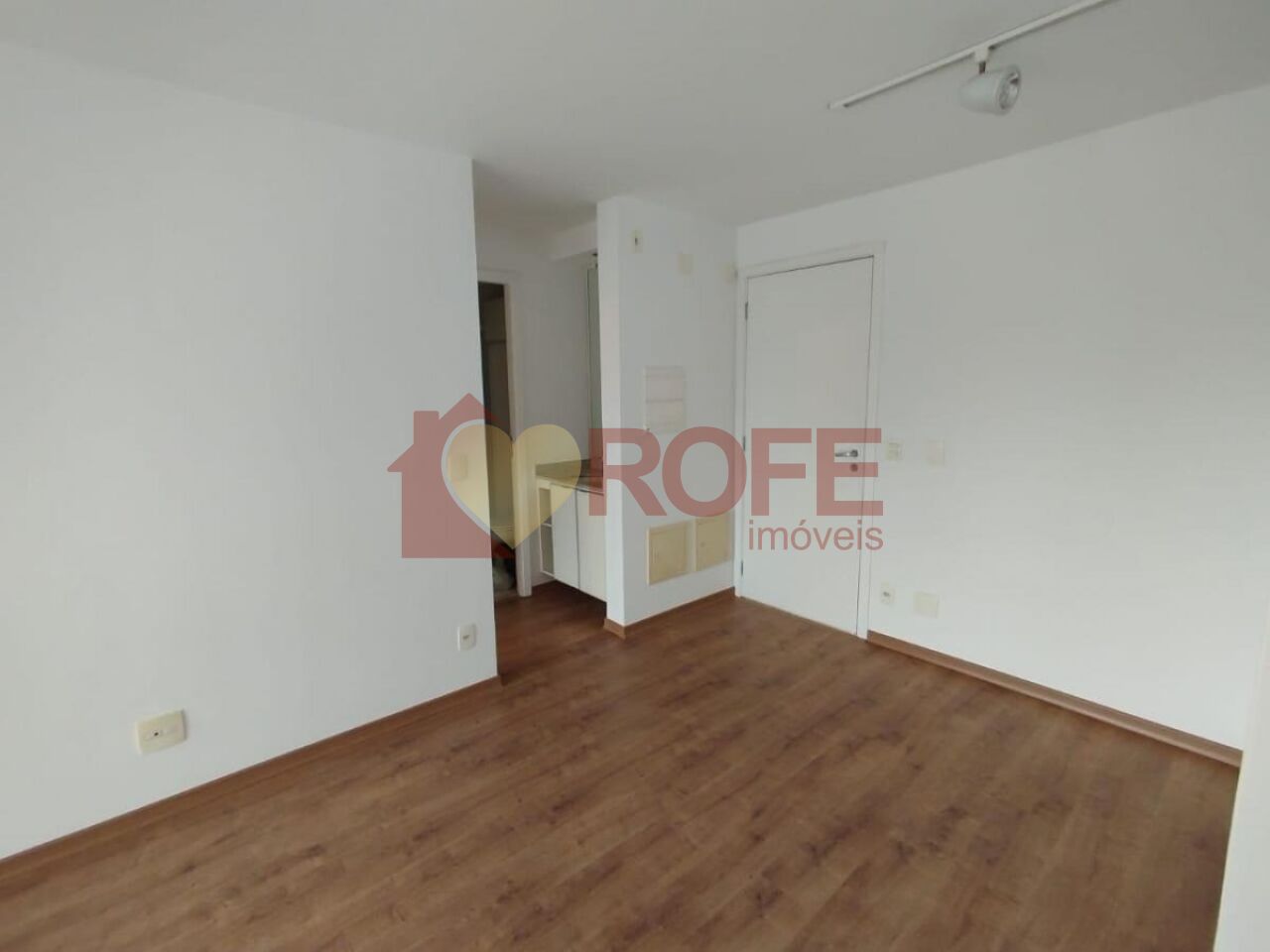 Foto 7 - RF49438