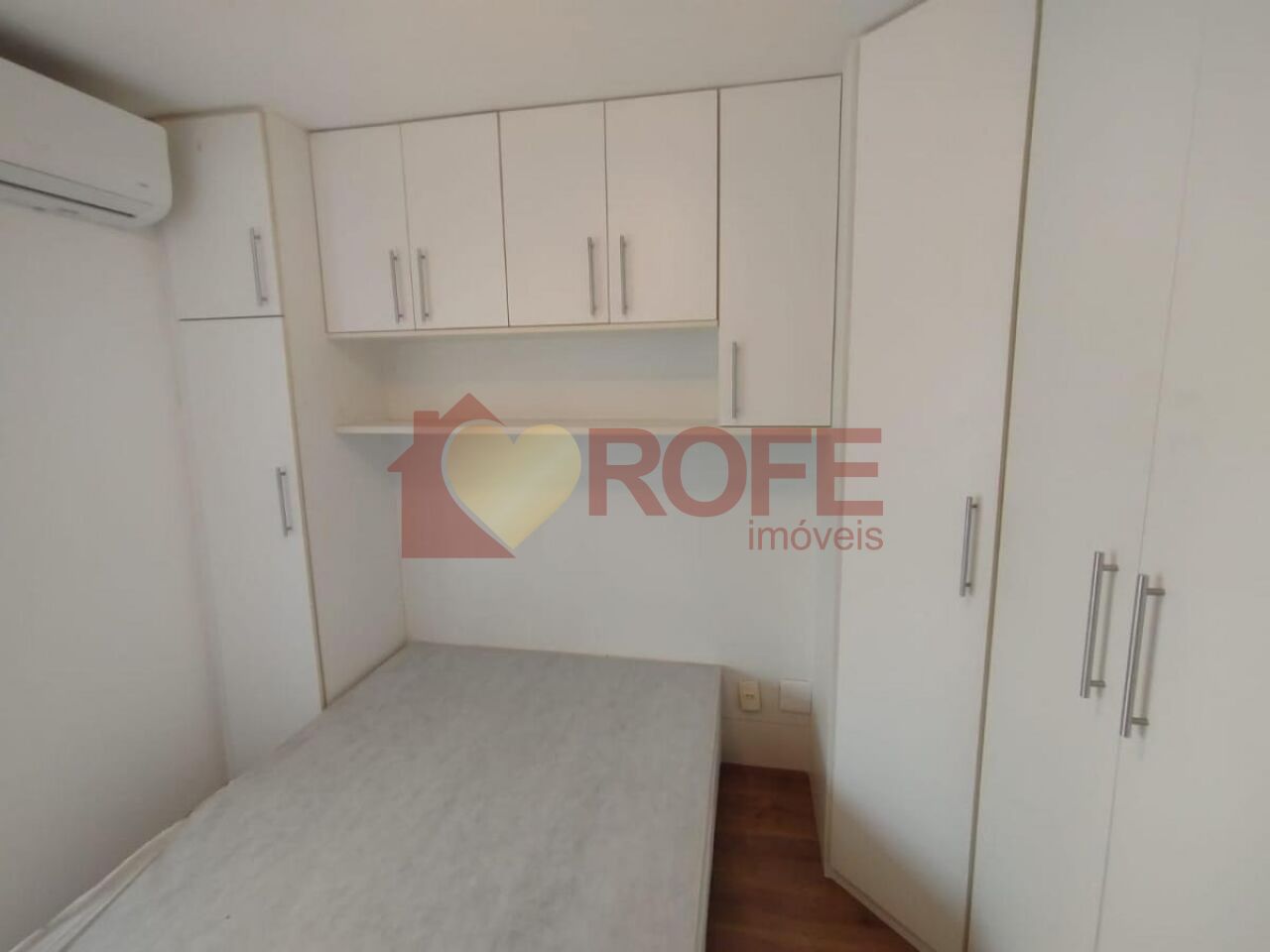 Foto 15 - RF49438