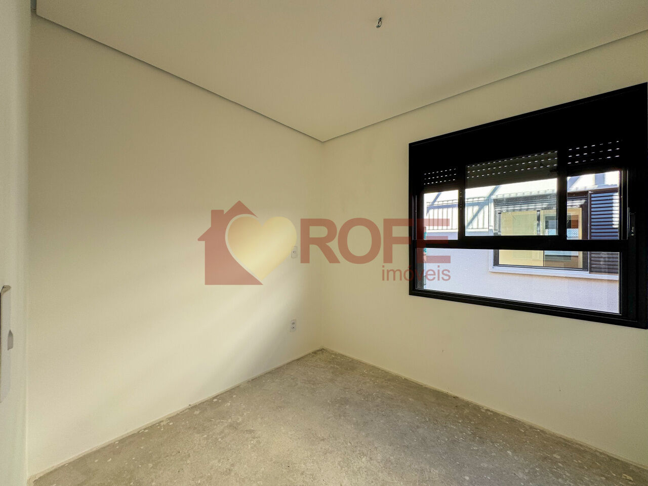 Foto 5 - RF49471