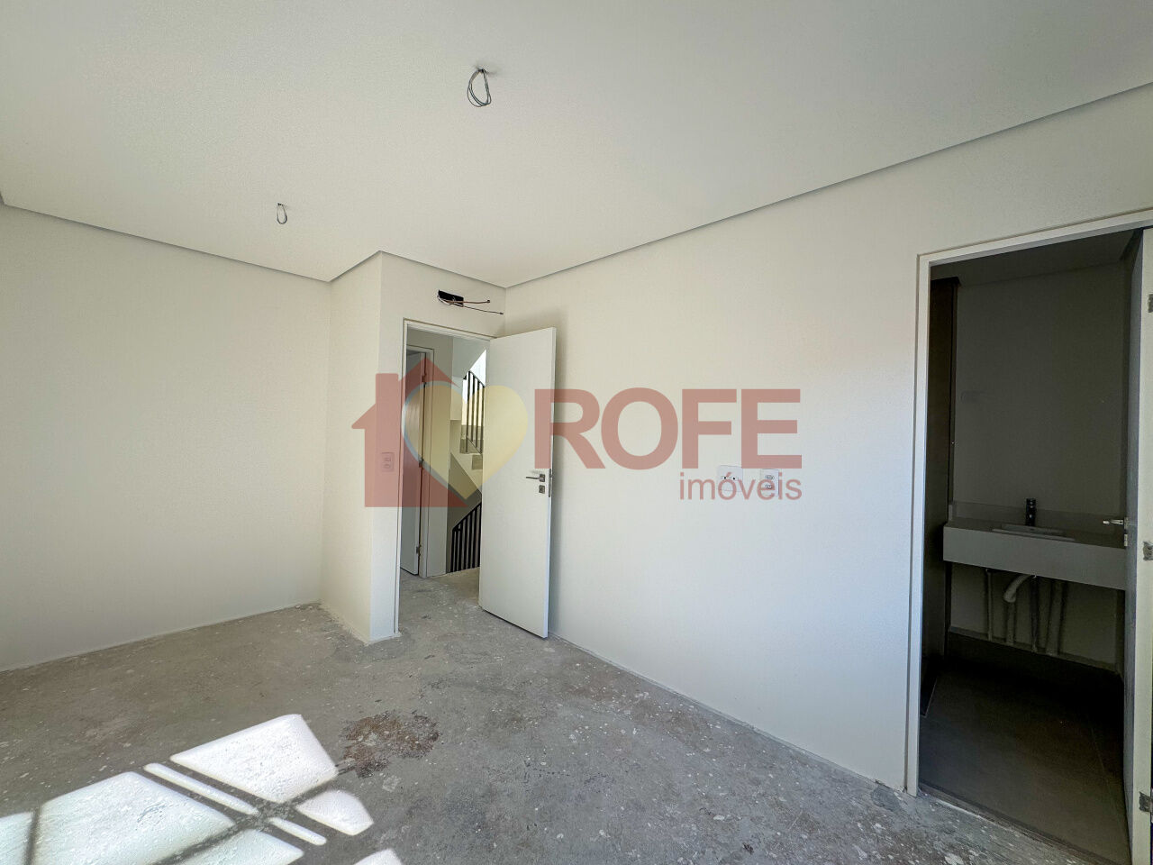 Foto 7 - RF49471
