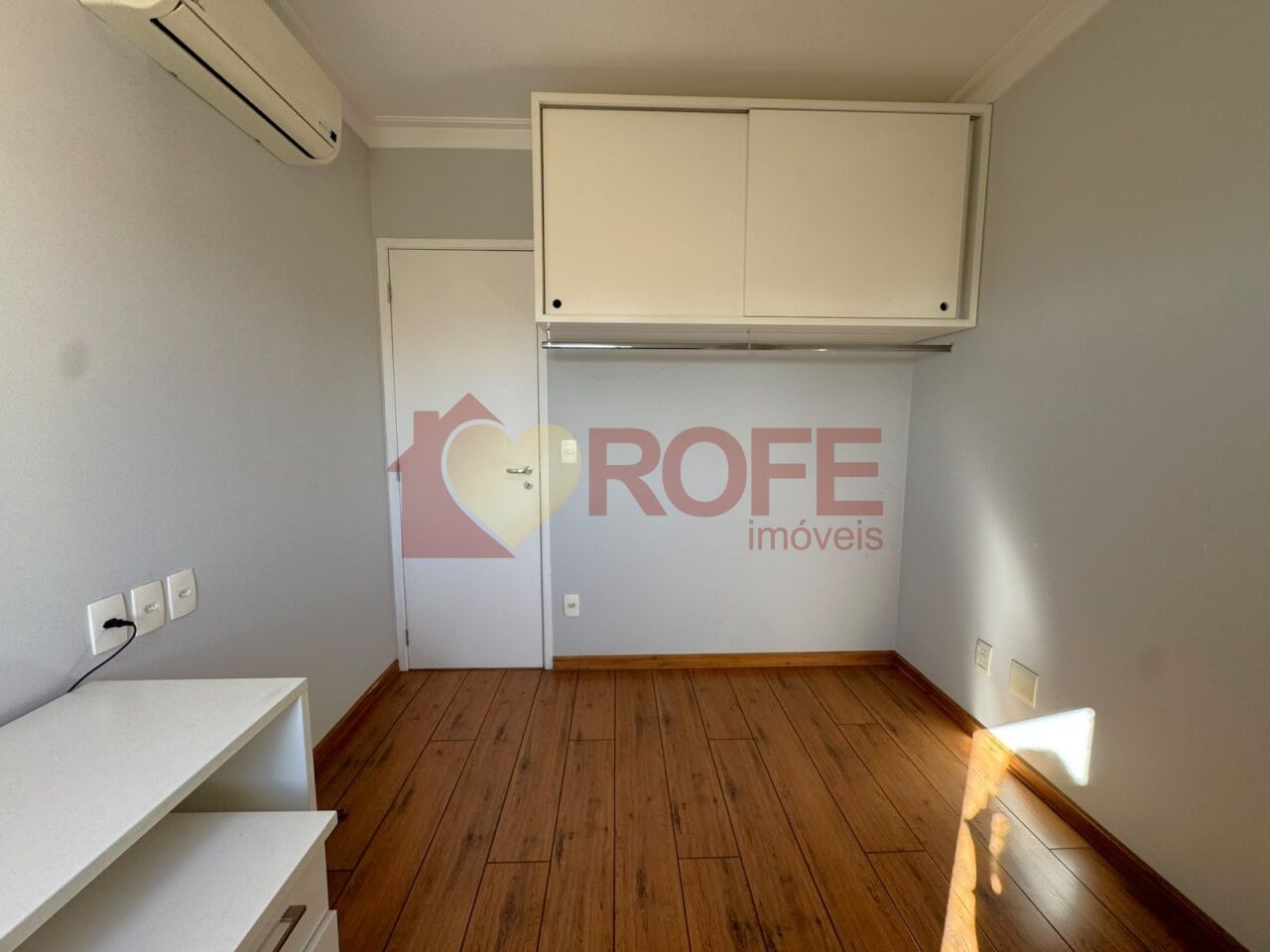 Foto 25 - RF49480