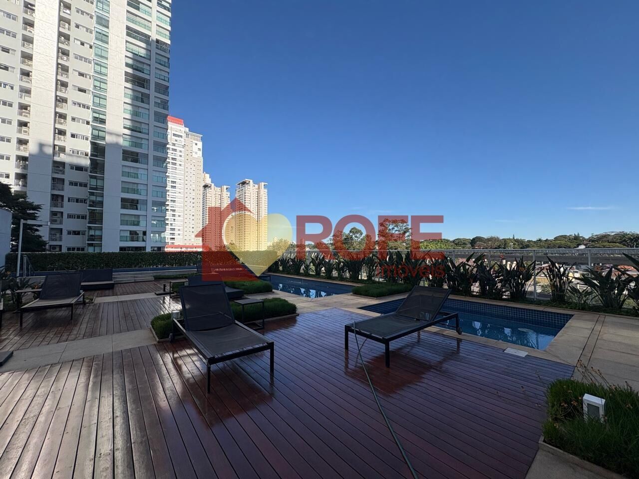 Foto 25 - RF49507