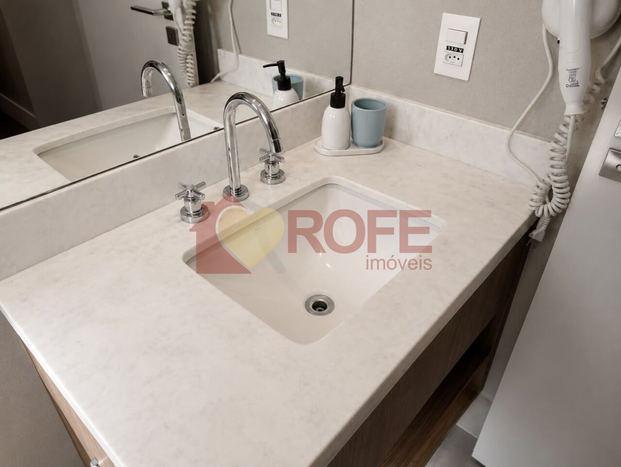 Foto 19 - RF49515