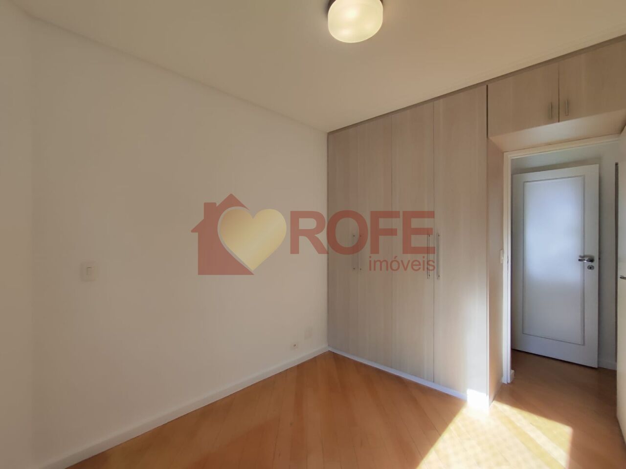 Foto 21 - RF49516