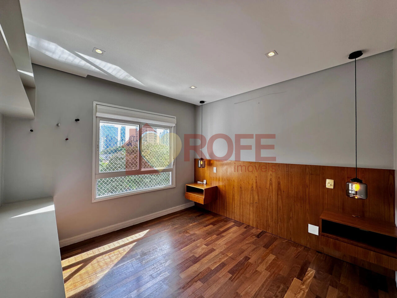 Foto 14 - RF49519